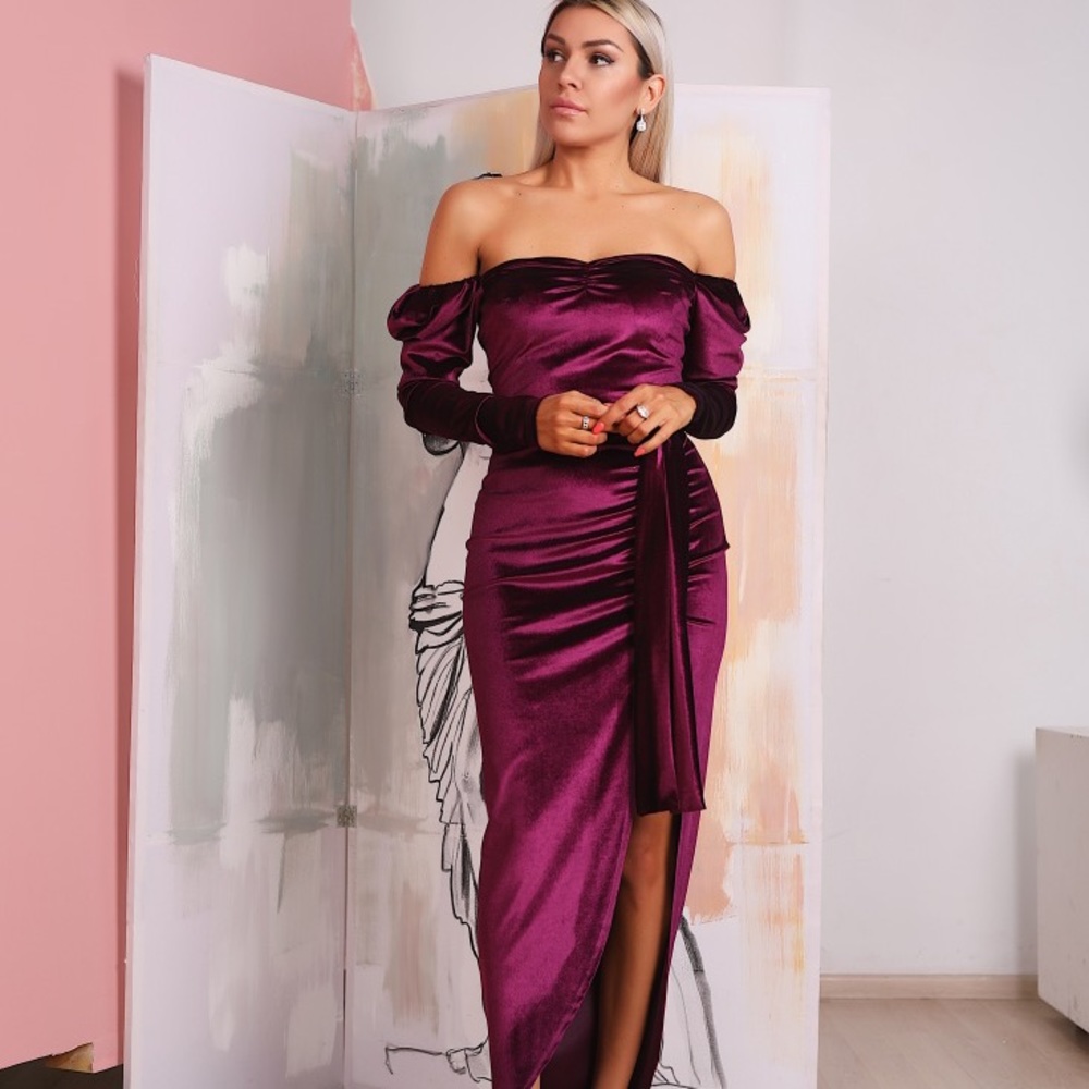 ❗️NEW❗️Marsala Velvet Off Shoulders Maxi Dress